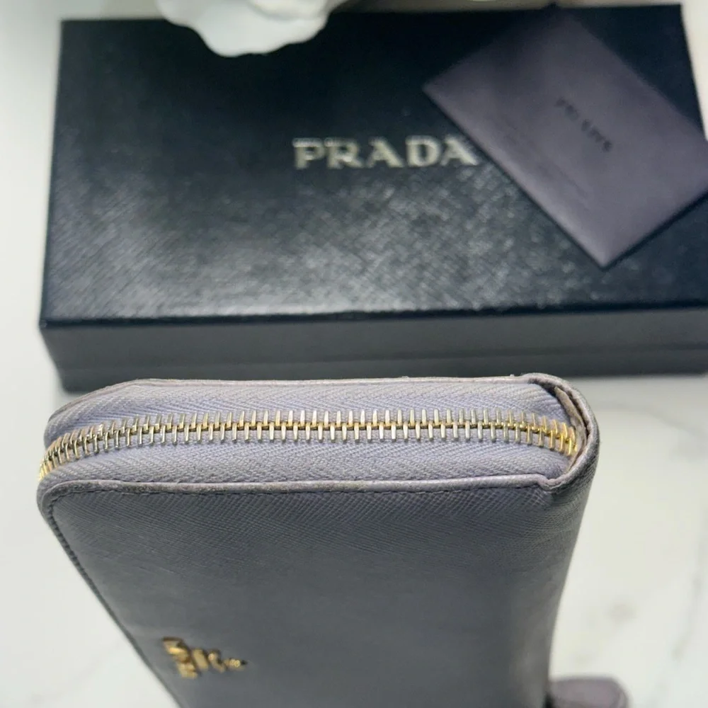 Prada Saffiano Continental Wallet in Lilac Full Inclusion EUC